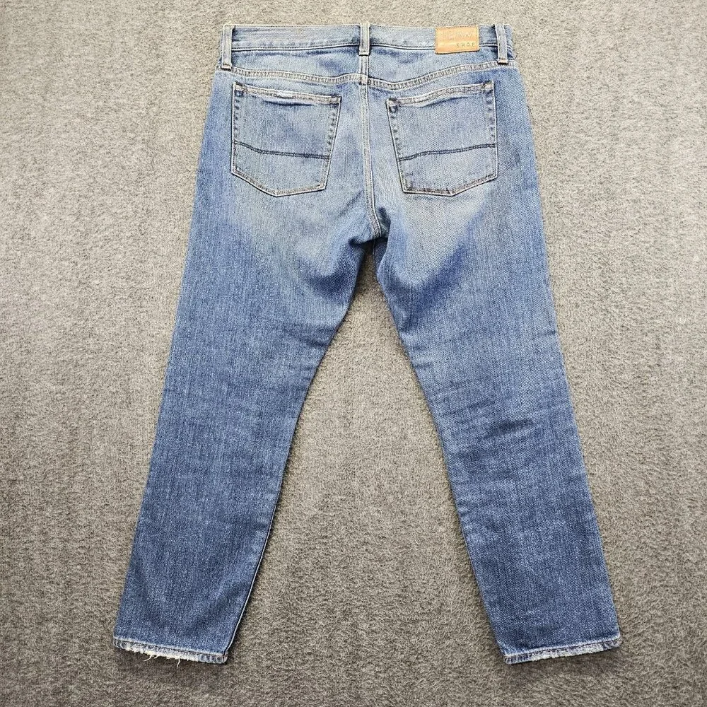 Jean Shop Jeans Womens Size 28 P Ellen Petite Distressed Selvedge Denim EUC - Picture 2 of 13